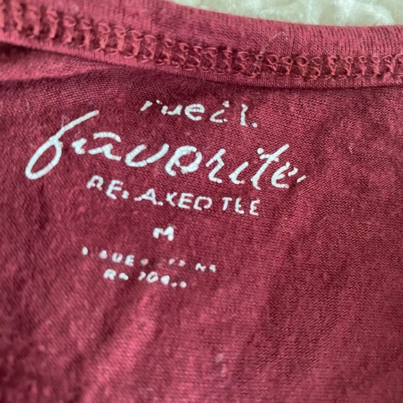 Maroon V-Neck Tee - Picture 4 of 4